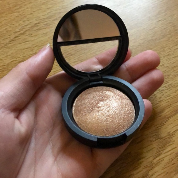 Laura Geller Shadow/Highlighter - Picture 2 of 4